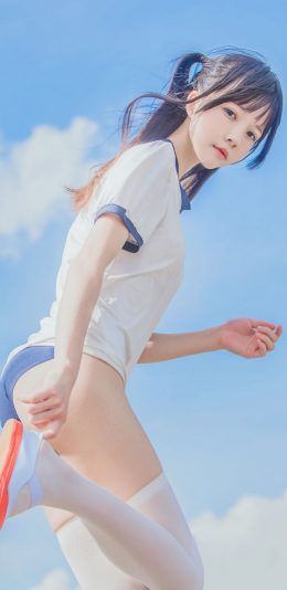 美女天空的封面图